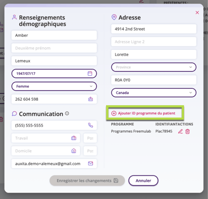 Cette image montre un formulaire numérique destiné aux informations sur les patients, comprenant des champs pour les données démographiques, l'adresse et les coordonnées. Elle comporte une option mise en évidence permettant d'ajouter un identifiant patient du programme.